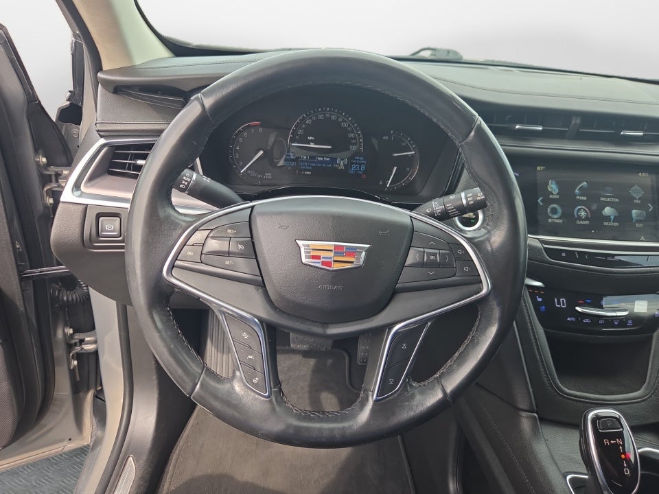 2018 Cadillac XT5 Premium Luxury