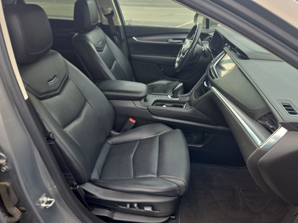 2018 Cadillac XT5 Premium Luxury