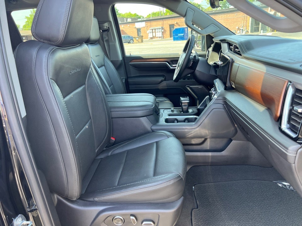 2024 GMC Sierra 1500 4WD Crew Cab Short Box Denali