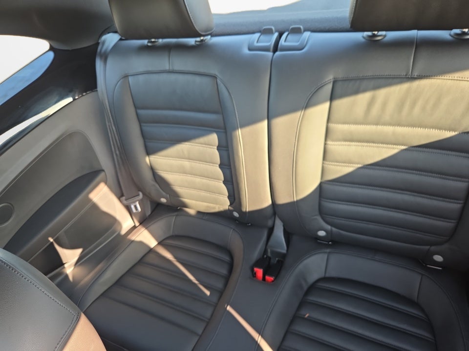 2012 Volkswagen Beetle 2.0T Turbo w/Sound/Nav PZEV