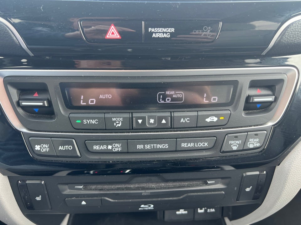 2021 Honda Pilot 2WD Touring 8 Passenger