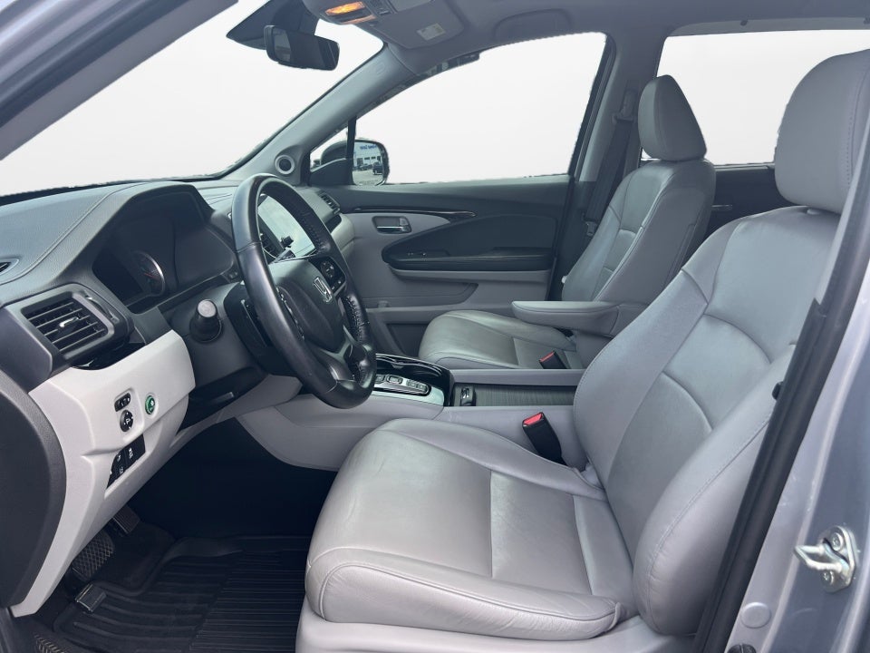 2019 Honda Pilot Touring 8-Passenger