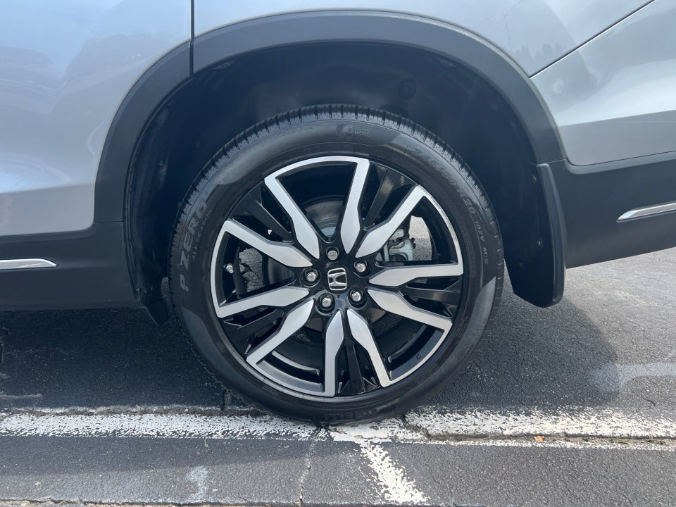 2019 Honda Pilot Touring 8-Passenger