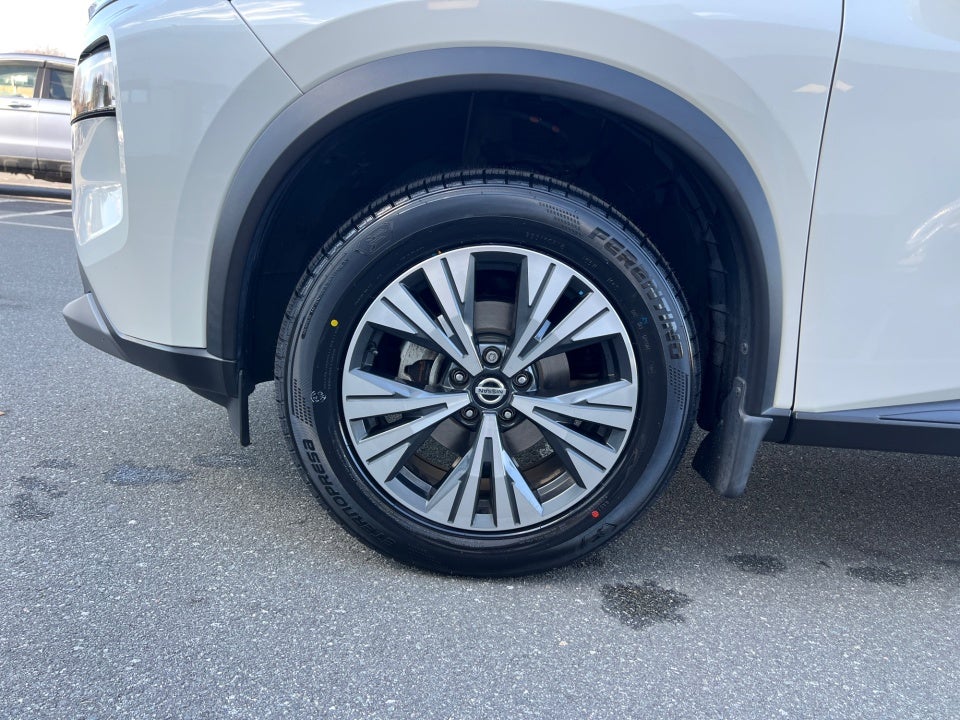 2021 Nissan Rogue SV FWD