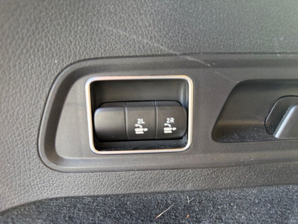 2025 Mercedes-Benz GLS 450 4MATIC®