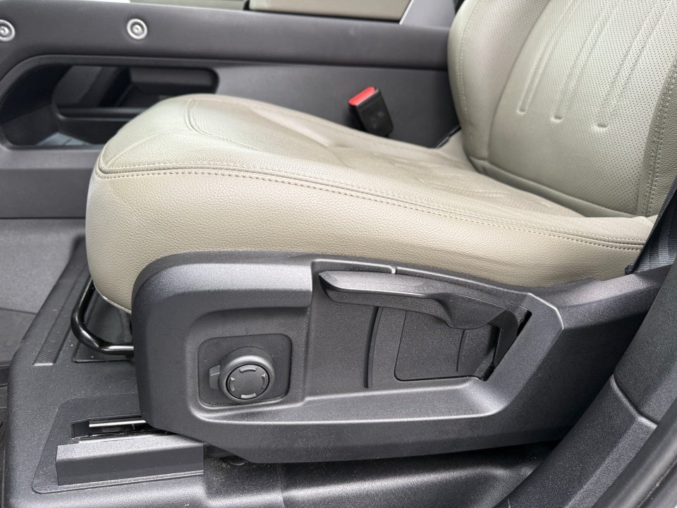 2022 Land Rover Defender 110 S