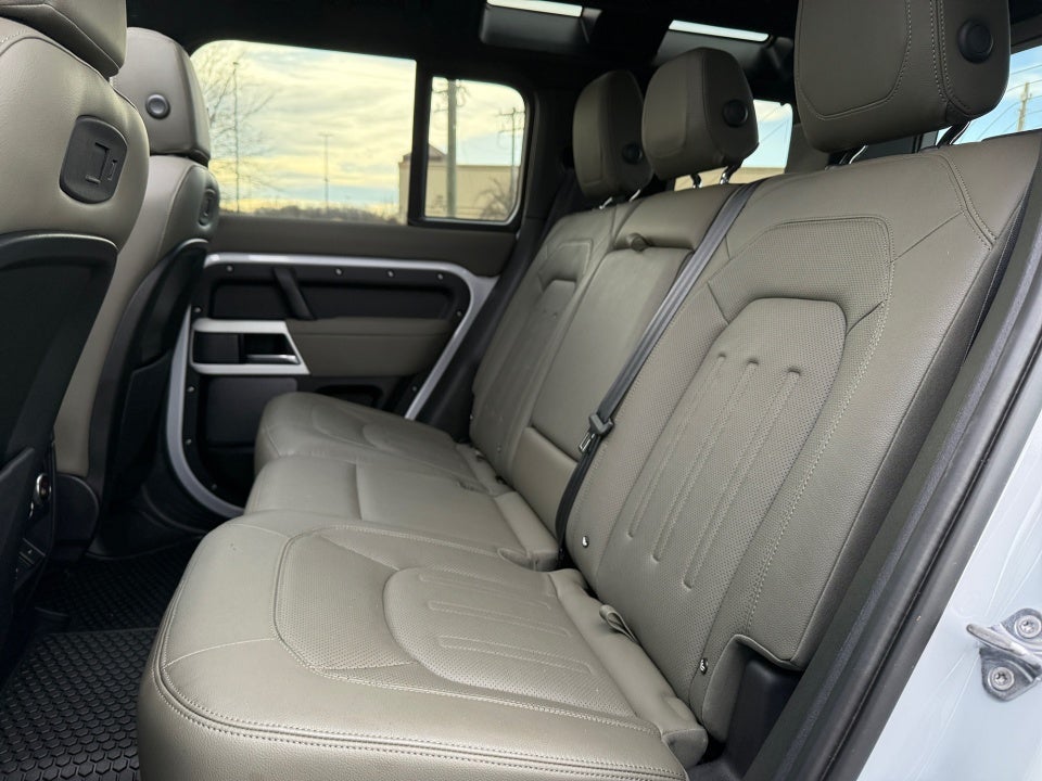 2022 Land Rover Defender 110 S