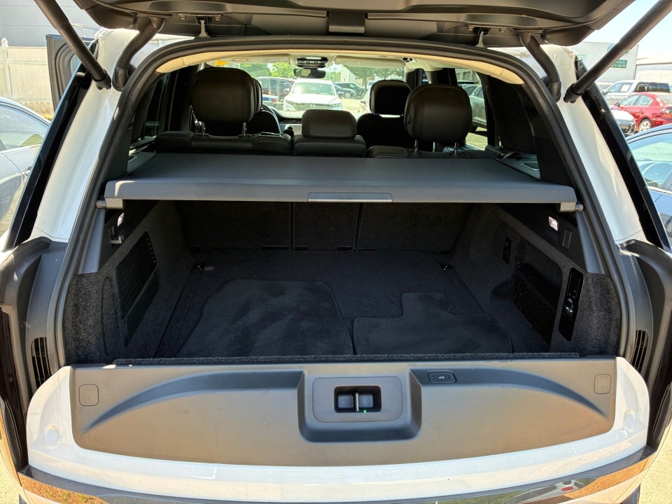 2024 Land Rover Range Rover P400 SE