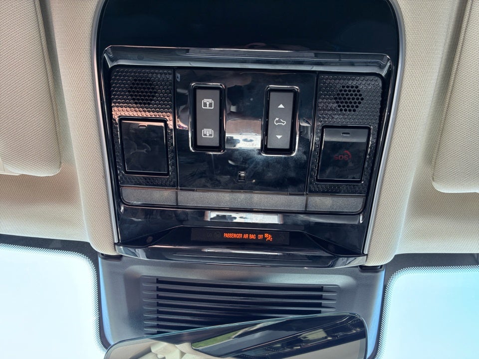 2024 Land Rover Range Rover P400 SE
