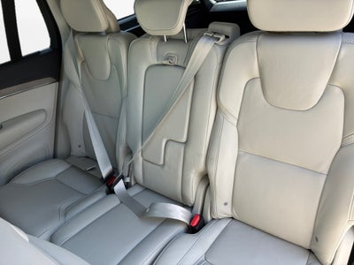 2022 Volvo XC90 T6 Inscription 7 Passenger