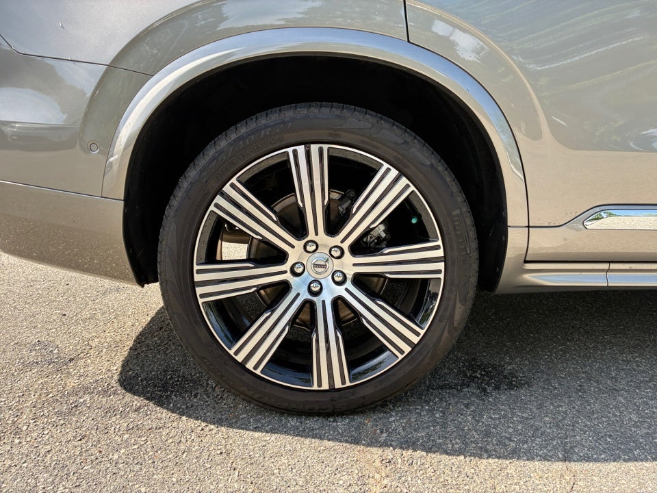 2022 Volvo XC90 T6 Inscription 7 Passenger