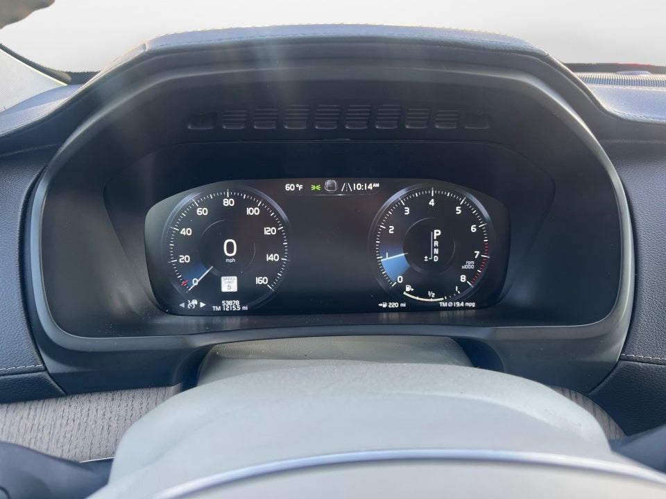 2021 Volvo XC90 T6 Inscription 7 Passenger