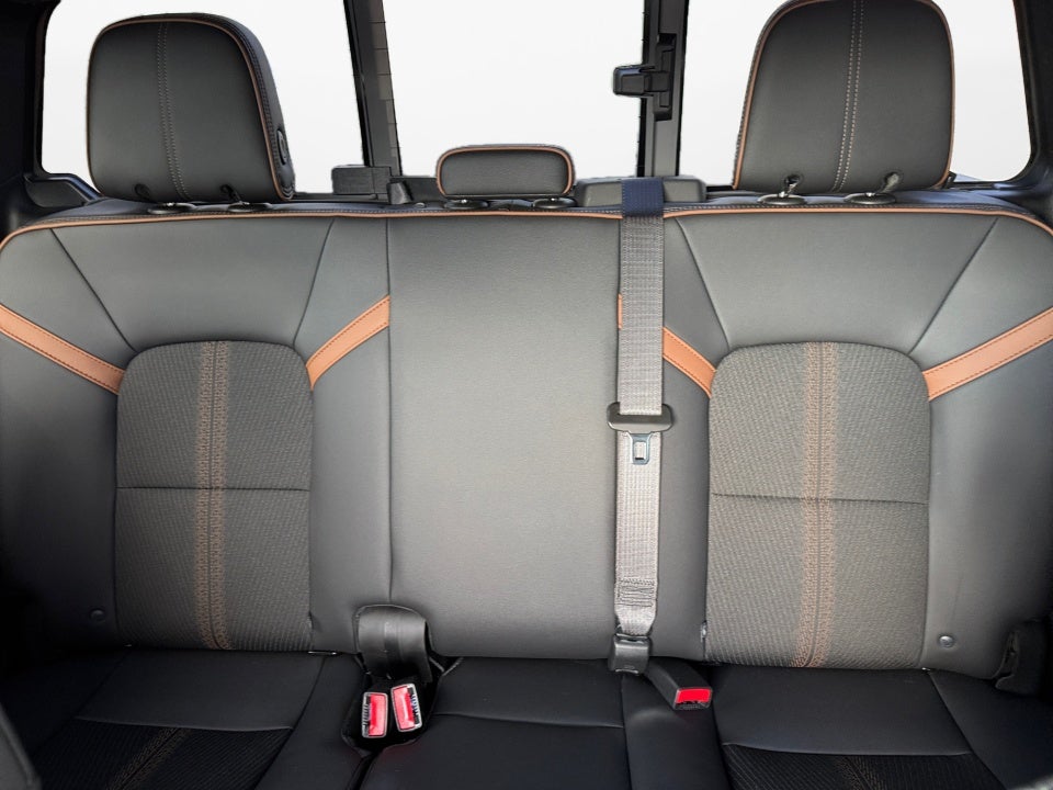 2024 GMC Canyon 4WD AT4