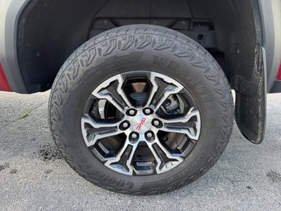 2024 GMC Canyon 4WD AT4