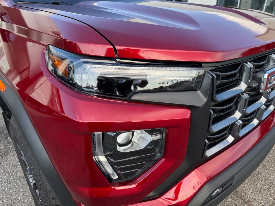2024 GMC Canyon 4WD AT4