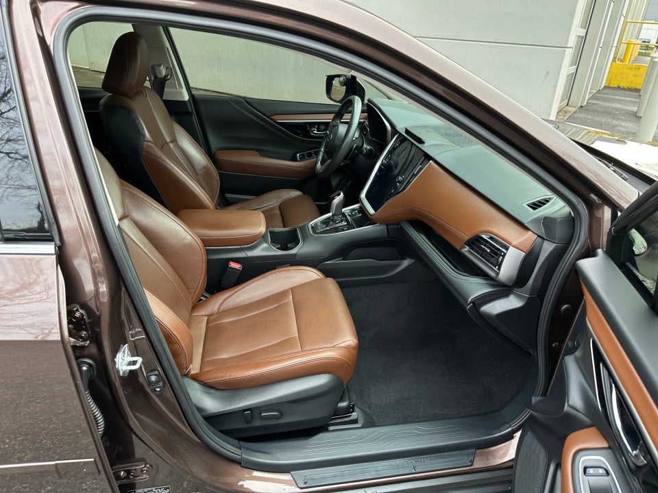 2022 Subaru Outback Touring XT