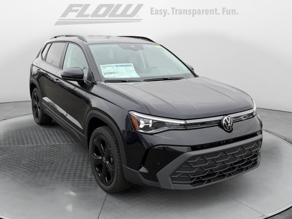 2026 Volkswagen Taos SE Black