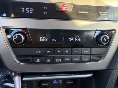 2016 Hyundai Sonata Hybrid SE