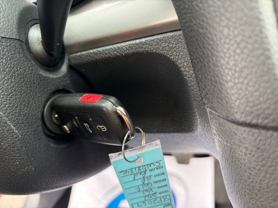 2012 Volkswagen Golf 2.5L 2-Door