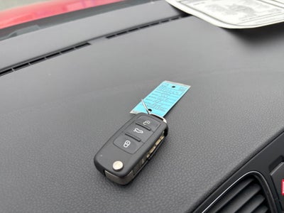 2012 Volkswagen Golf 2.5L 2-Door