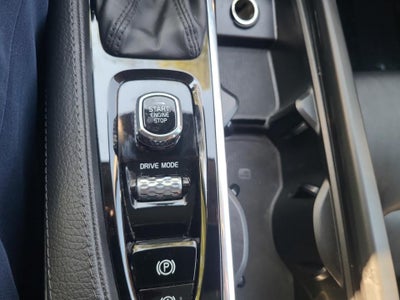 2019 Volvo XC90 Momentum