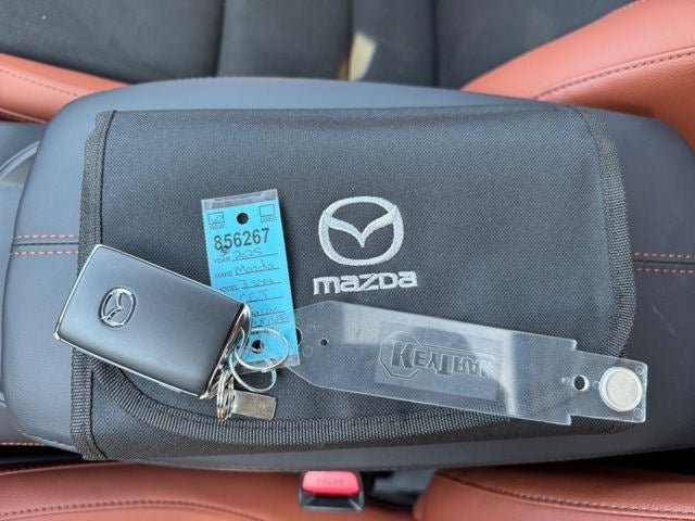 2025 Mazda Mazda CX-30 2.5 Carbon Turbo