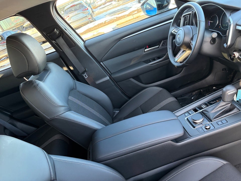 2025 Mazda Mazda CX-50 Hybrid Preferred Package