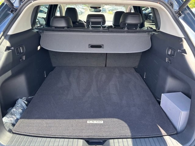 2025 Mazda Mazda CX-50 2.5 S Preferred Package