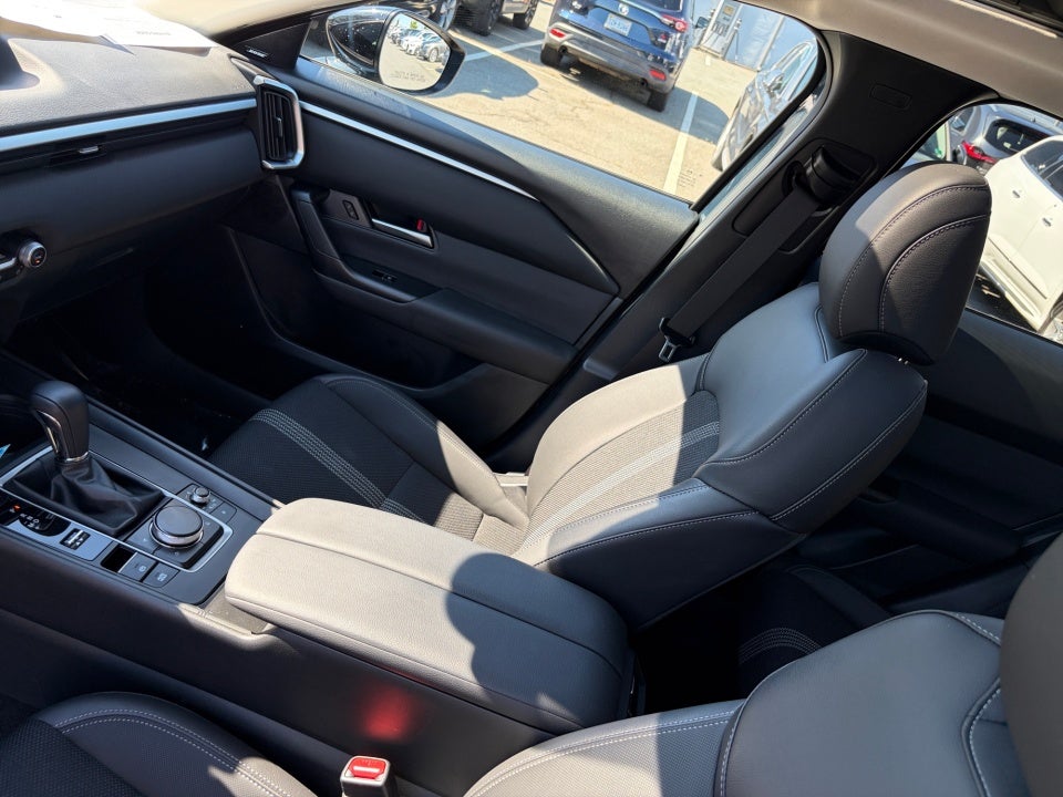 2025 Mazda Mazda CX-50 2.5 S Premium Package