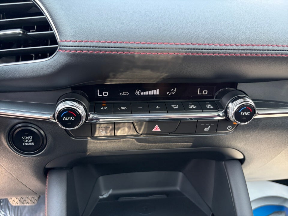 2026 Mazda Mazda3 Sedan 2.5 S Carbon Edition AWD
