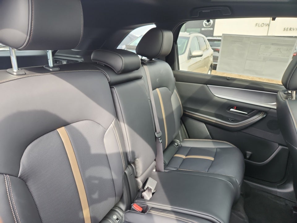 2025 Mazda Mazda CX-70 Plug-In Hybrid Premium Plus AWD