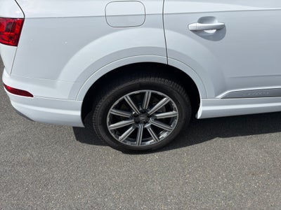 2019 Audi Q7 Premium Plus