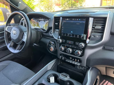 2022 RAM 1500 Big Horn Crew Cab 4x2 5'7" Box