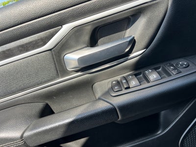 2022 RAM 1500 Big Horn Crew Cab 4x2 5'7" Box