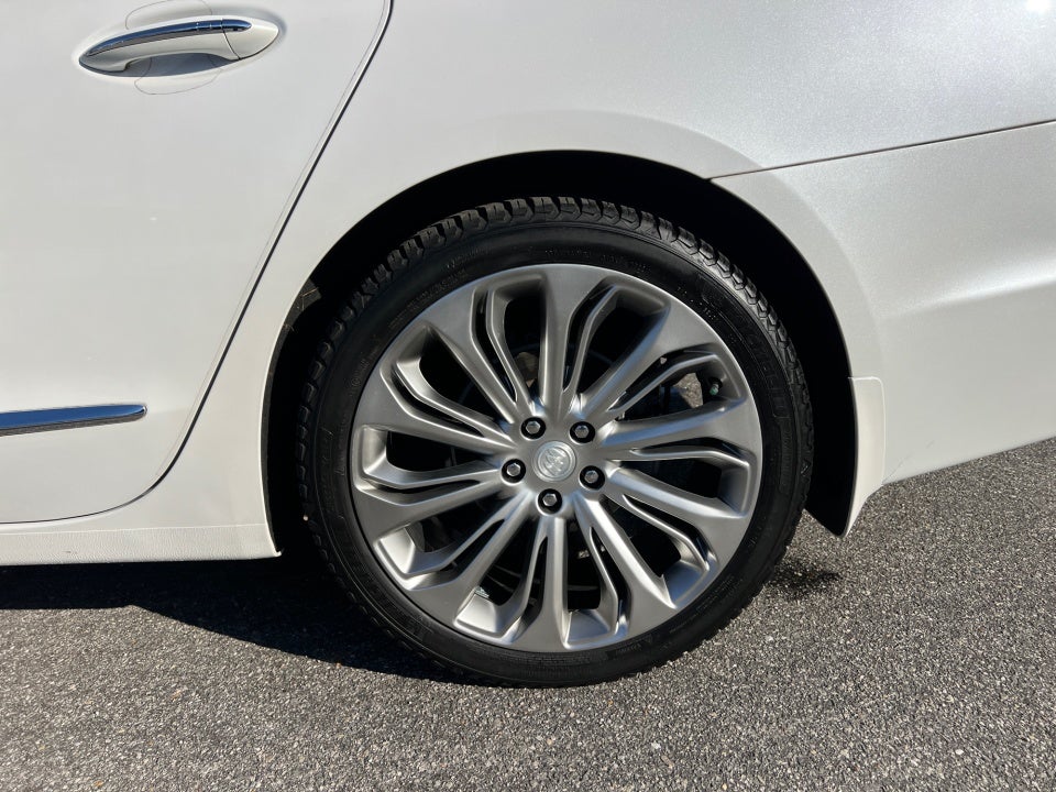 2017 Buick LaCrosse Premium