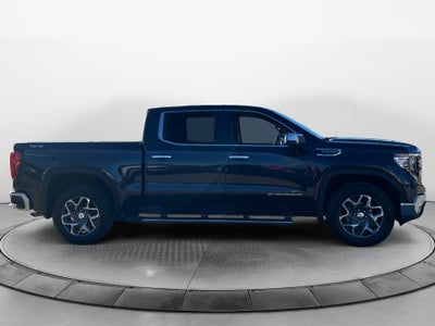 2022 GMC Sierra 1500 4WD Crew Cab Short Box SLT