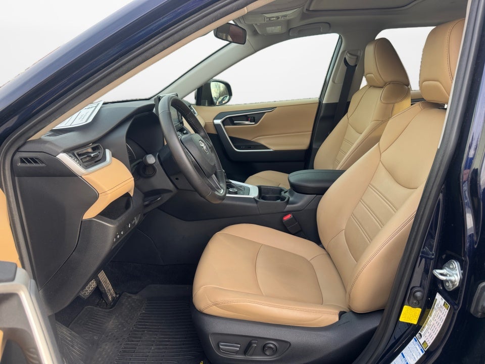 2021 Toyota RAV4 Hybrid XLE Premium